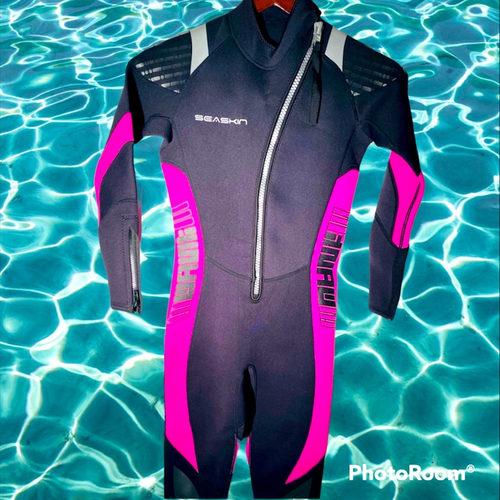 Seaskin women’s scuba suit size S - swimming gear